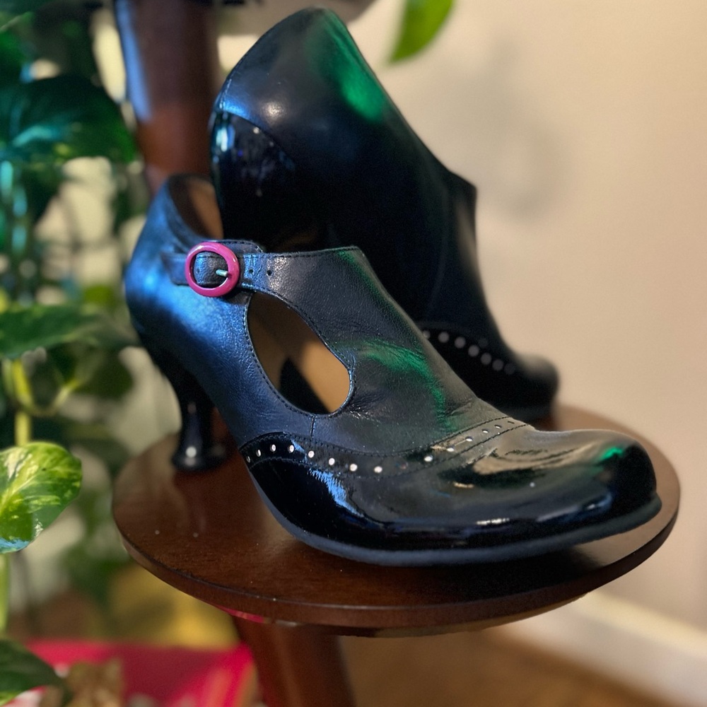 Fluevog BELLEVUE ELLA BAKER black size US 6 Discontinued